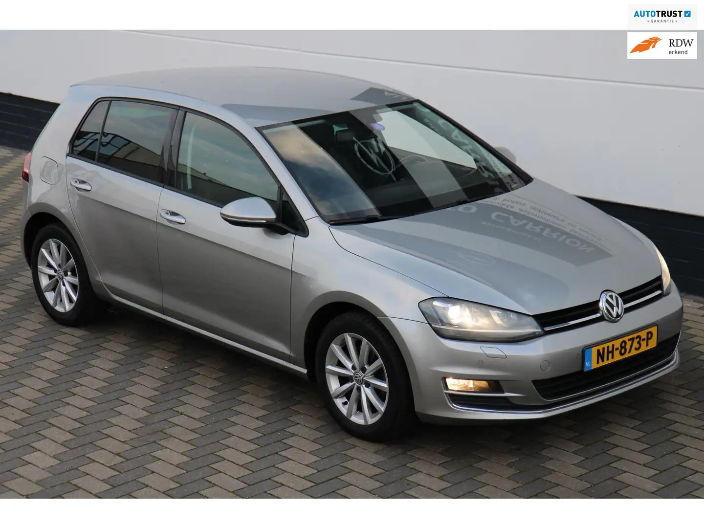 Volkswagen Golf 1.4 TSI Highline Carplay Xenon Dealer Ond !! Grau - 1