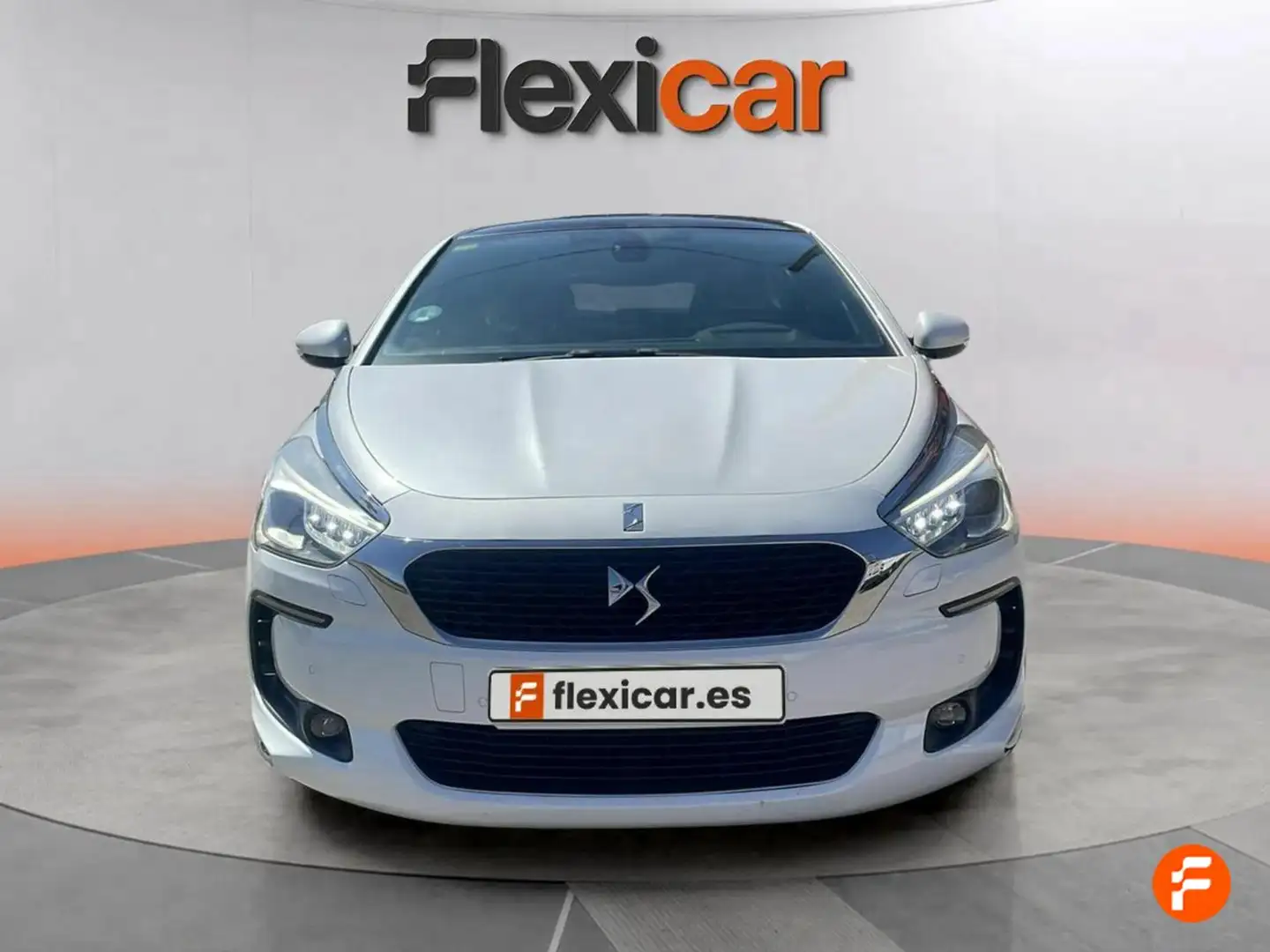 DS Automobiles DS 5 1.6BlueHDi Design 120 Blanc - 2