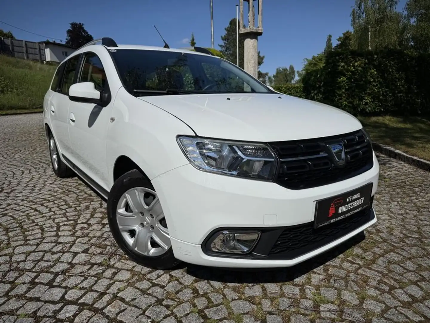 Dacia Logan Supreme KLIMA TEMPOMAT NAVI Alb - 1