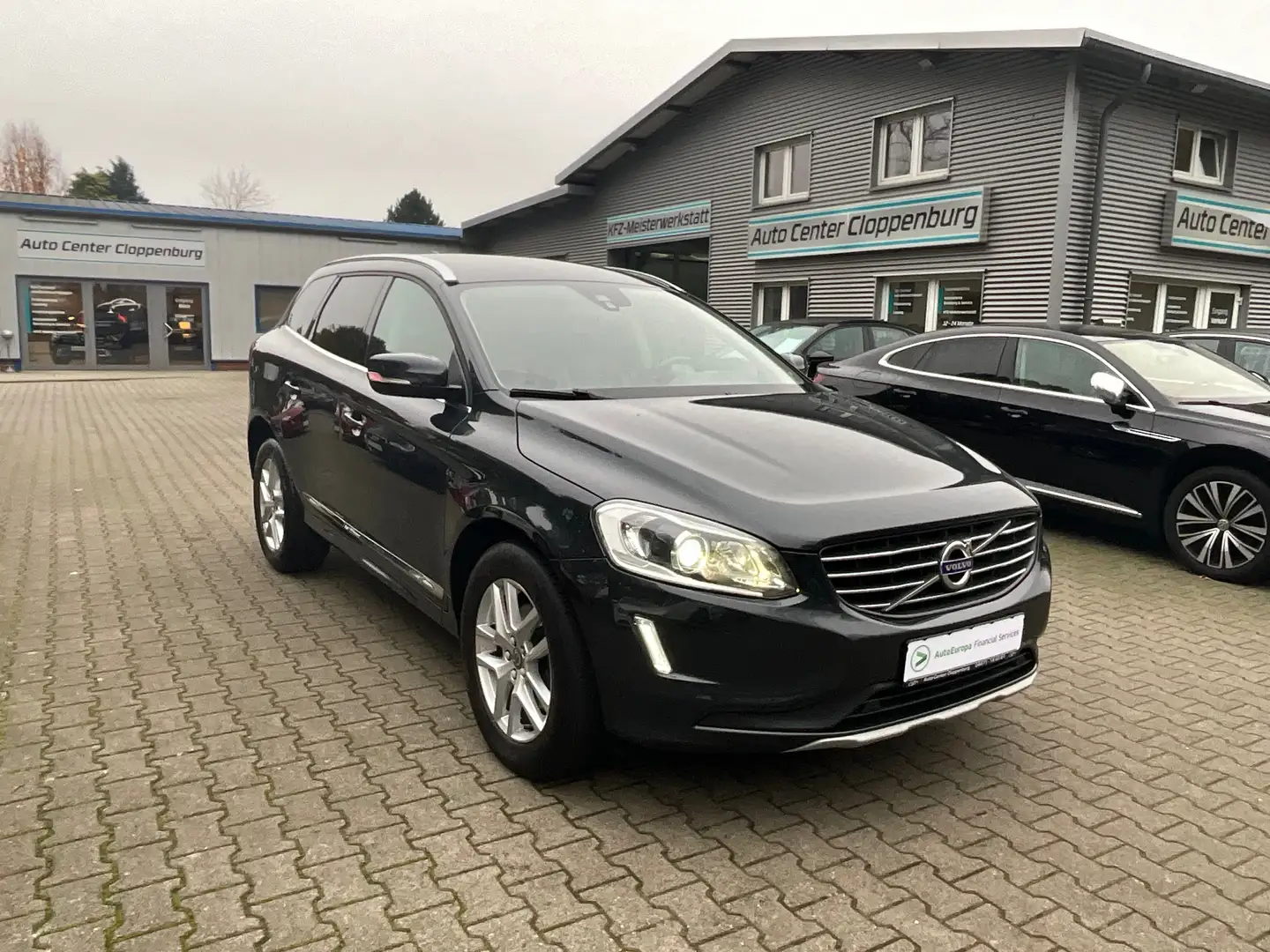 Volvo XC60 D4 2WD Geartronic "Summum" Grigio - 1