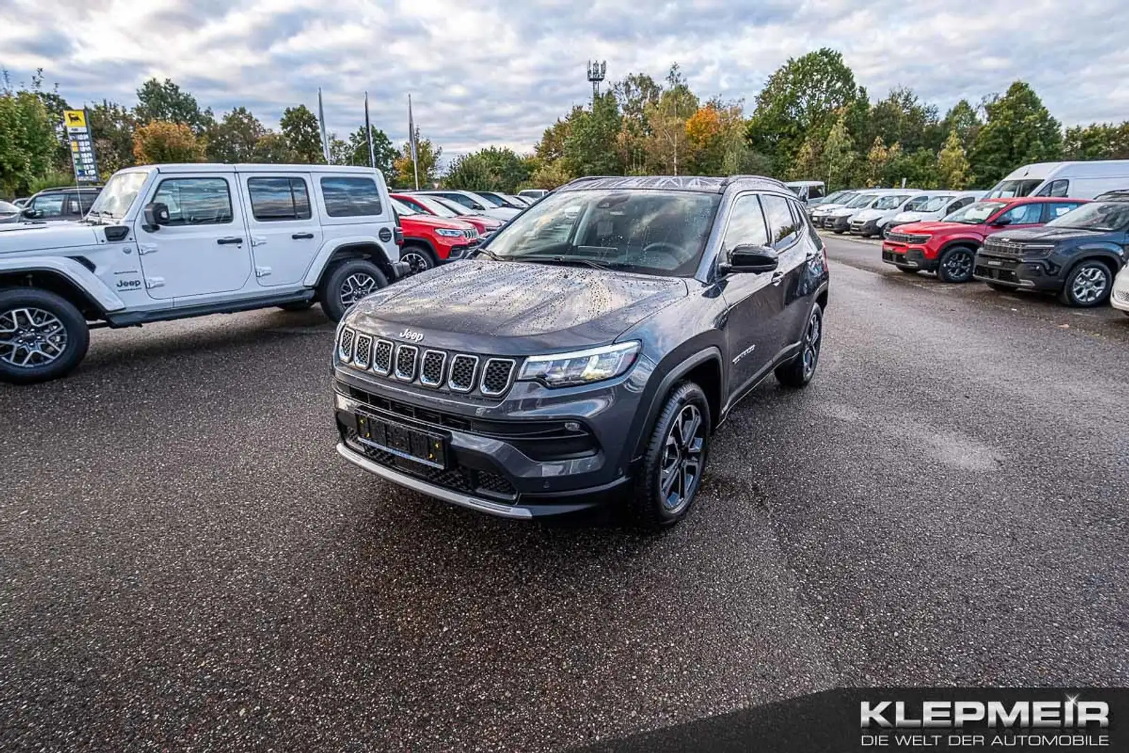 Jeep Compass e-Hybrid MY23 Limited 1.5l T4 48V Grijs - 1