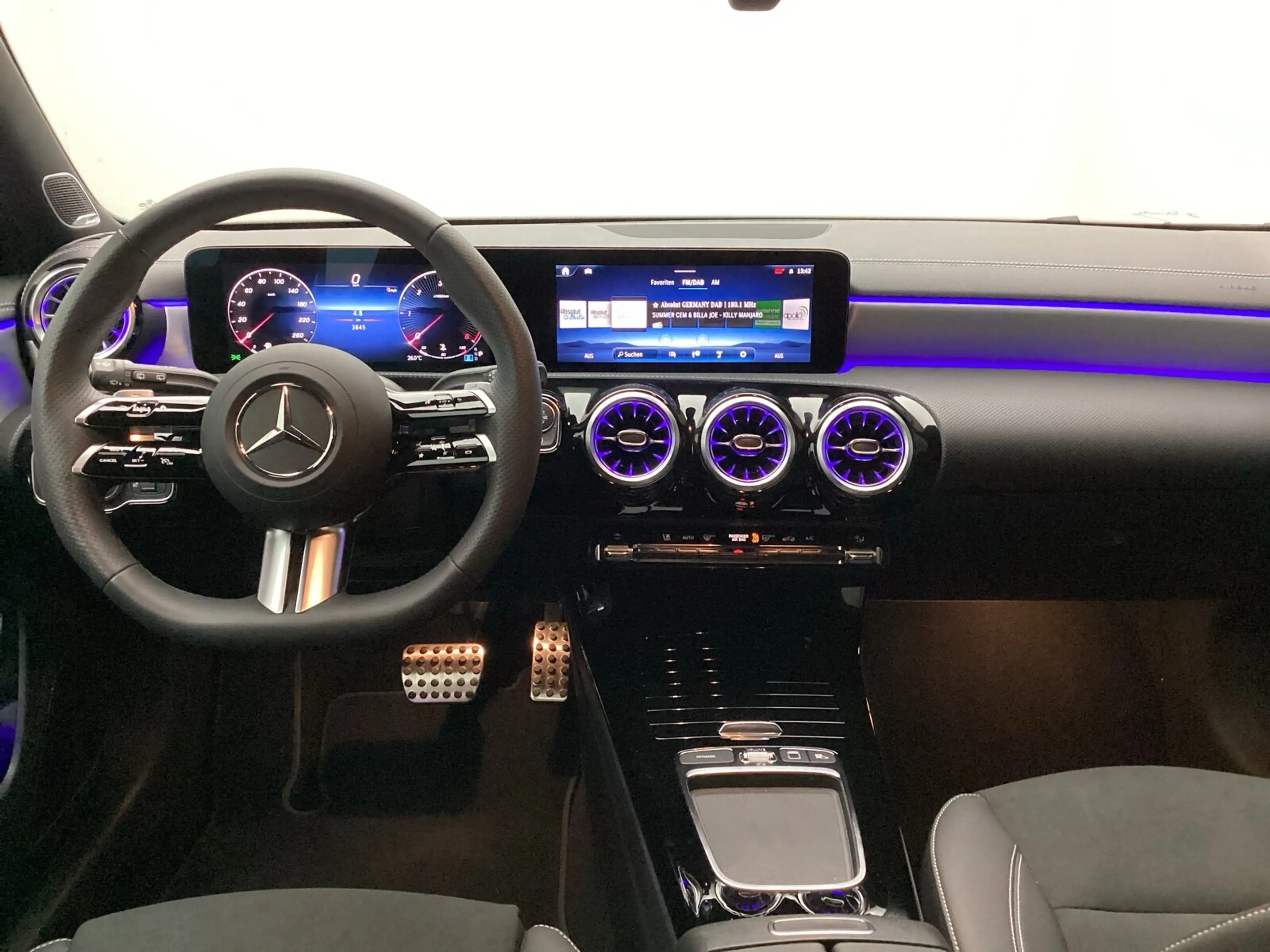 Mercedes-Benz CLA 220 CLA 220 d SB AMG Special Edition Night Distro Navi — photo 11
