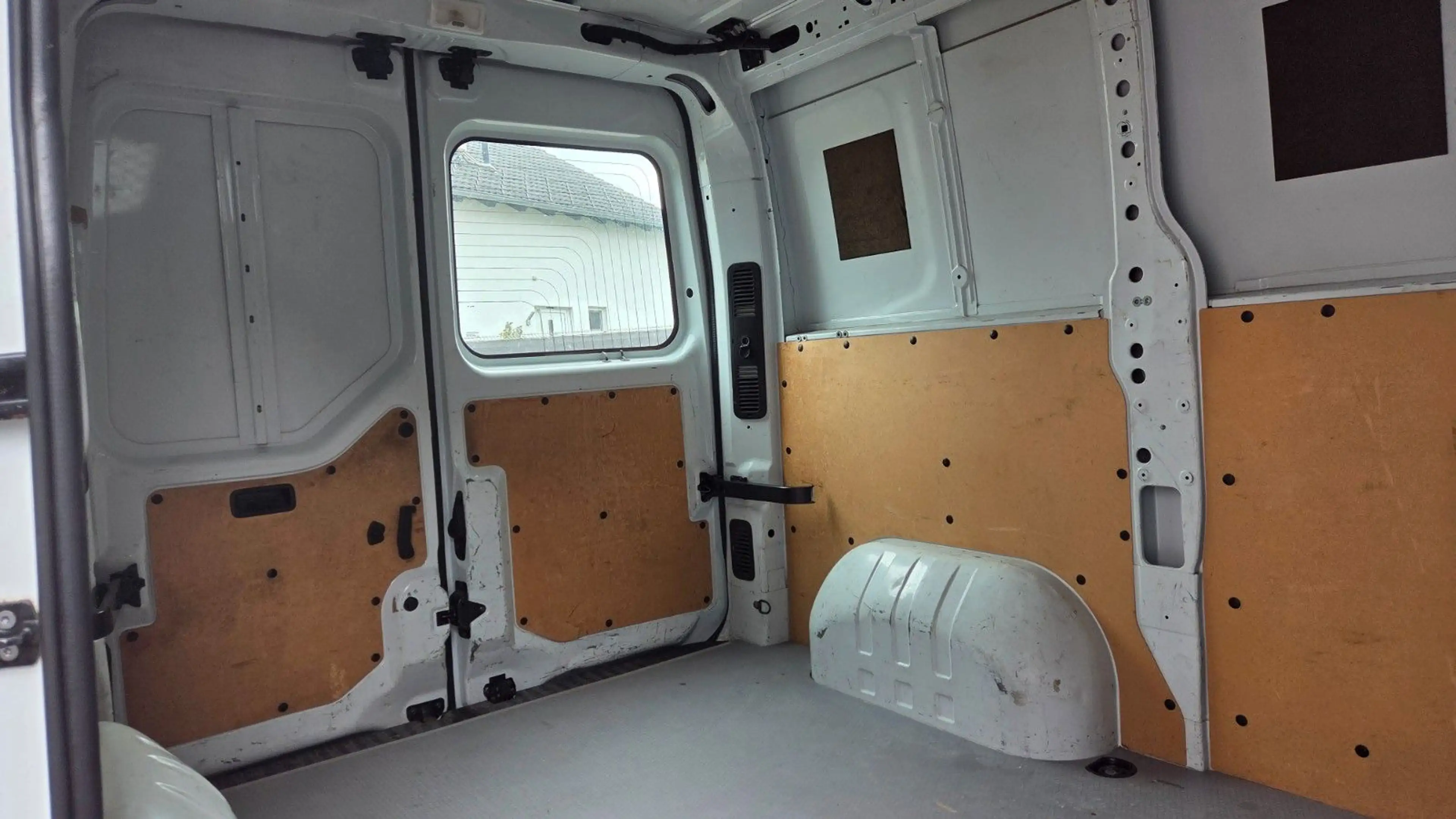 Nissan NV400 Kastenwagen L1H1 2,8t PRO Klimaanlage — photo 11