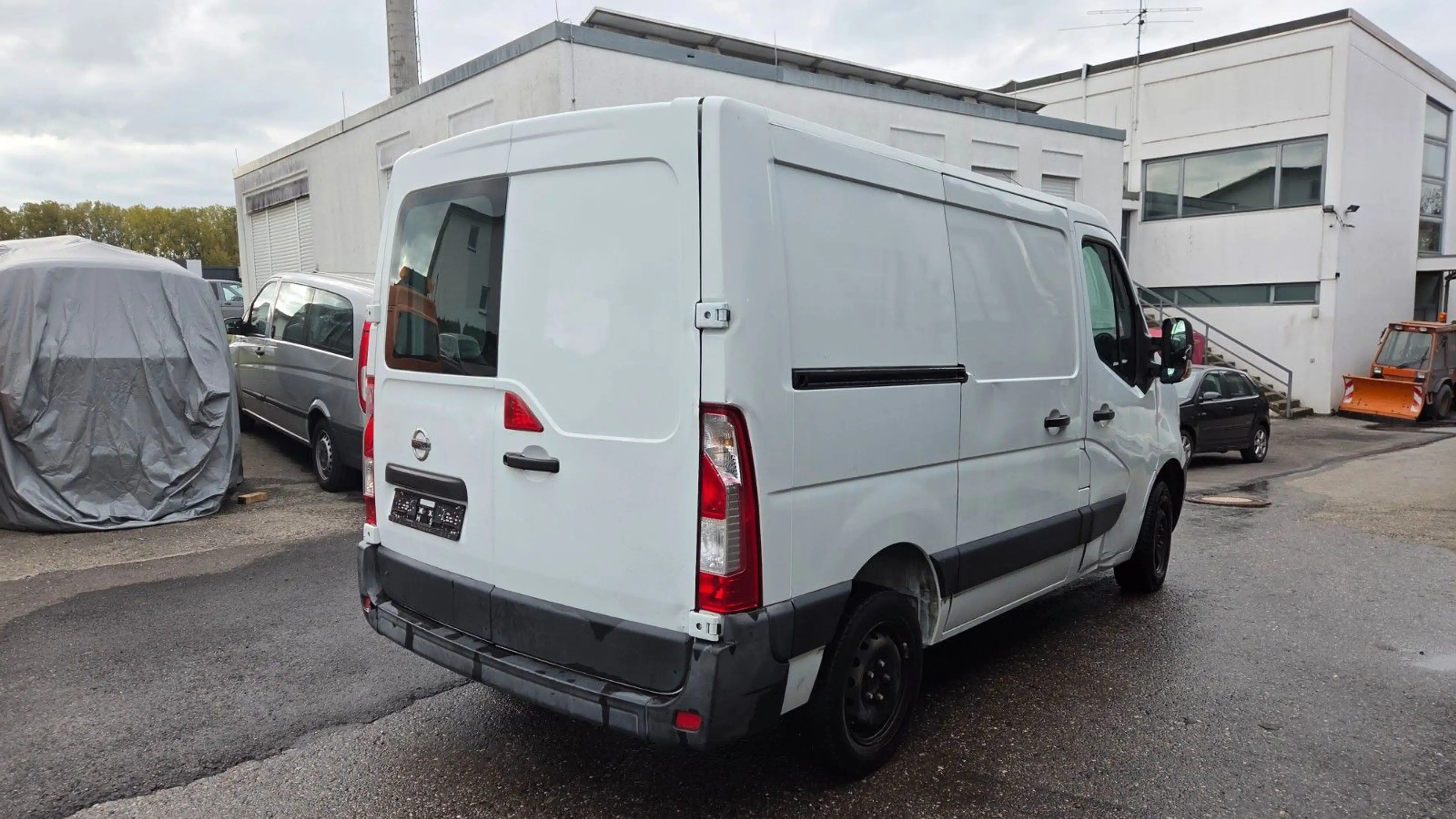 Nissan NV400 Kastenwagen L1H1 2,8t PRO Klimaanlage — photo 6