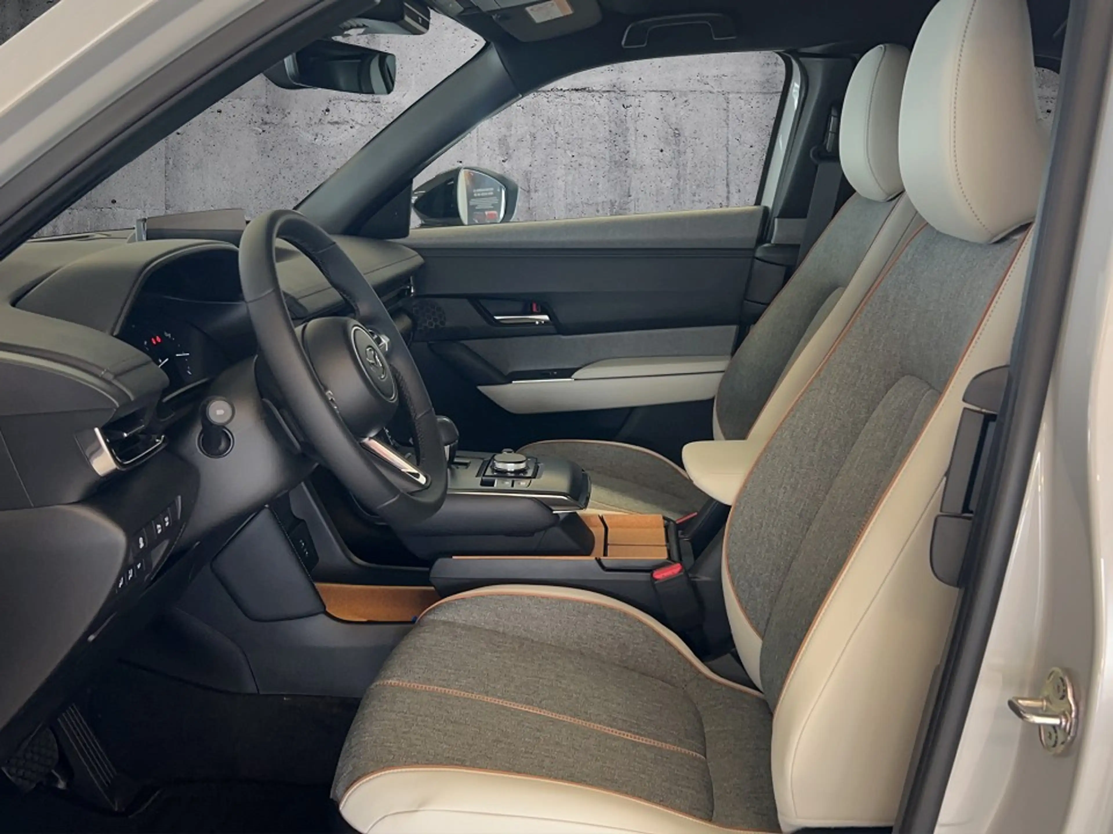 Mazda MX-30 35,5 kWh e-SKYACTIV EV 145 PS — photo 7
