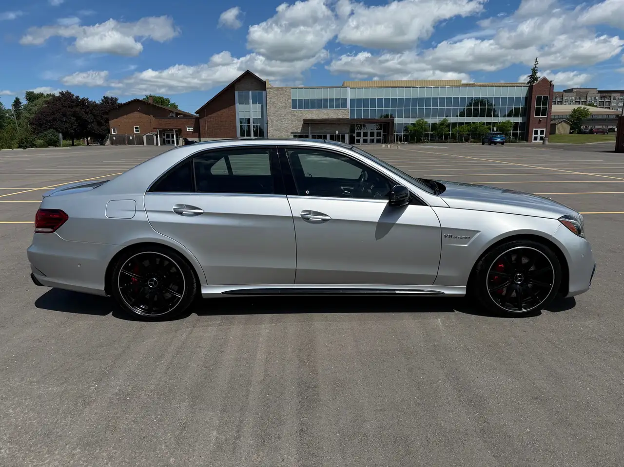 Mercedes-Benz E-Class fotografie Mercedes-Benz E-Class