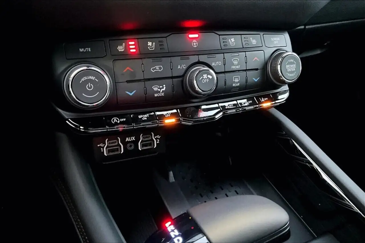 Dodge Durango снимка Dodge Durango