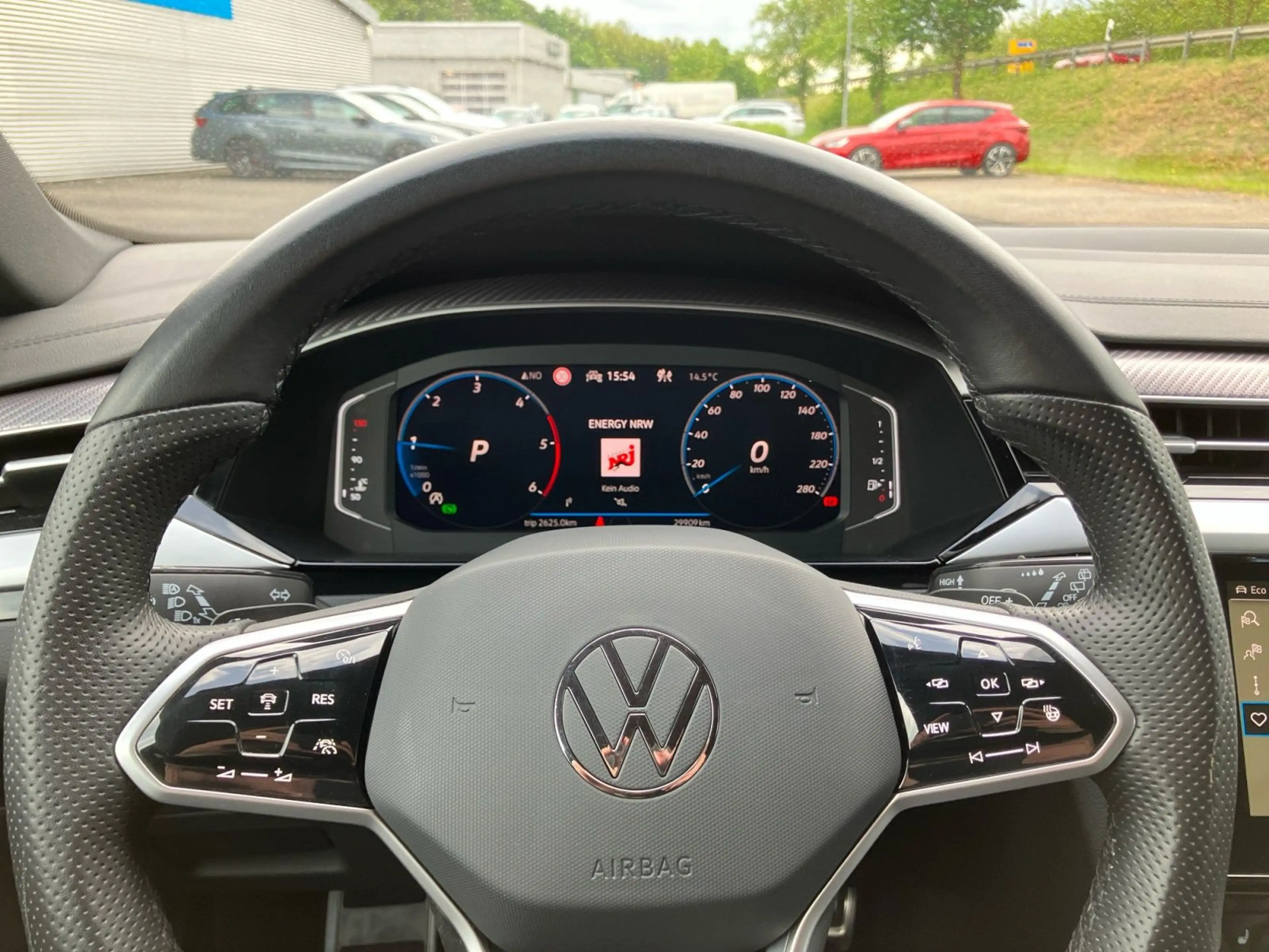 Volkswagen Arteon R-Line 2.0 TDI DSG / HuD — photo 12