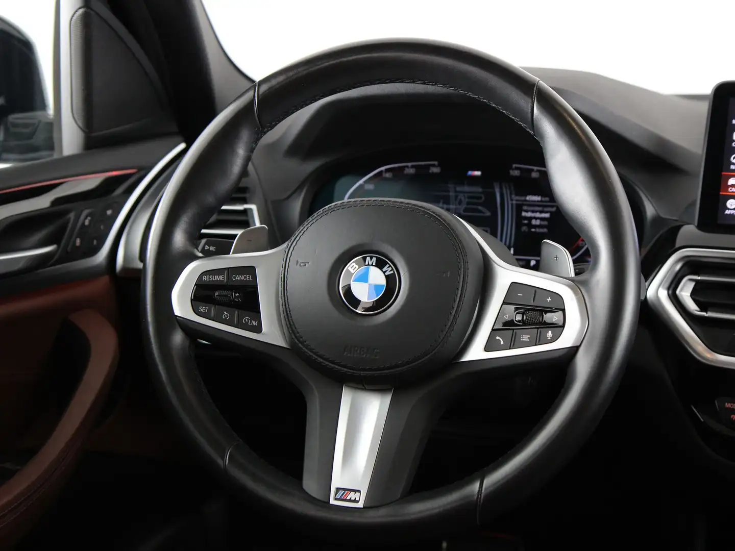 BMW X3 xDrive20i M-Sport Zwart - 2