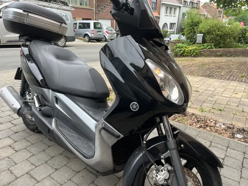 Yamaha XMAX 250 - foto 2