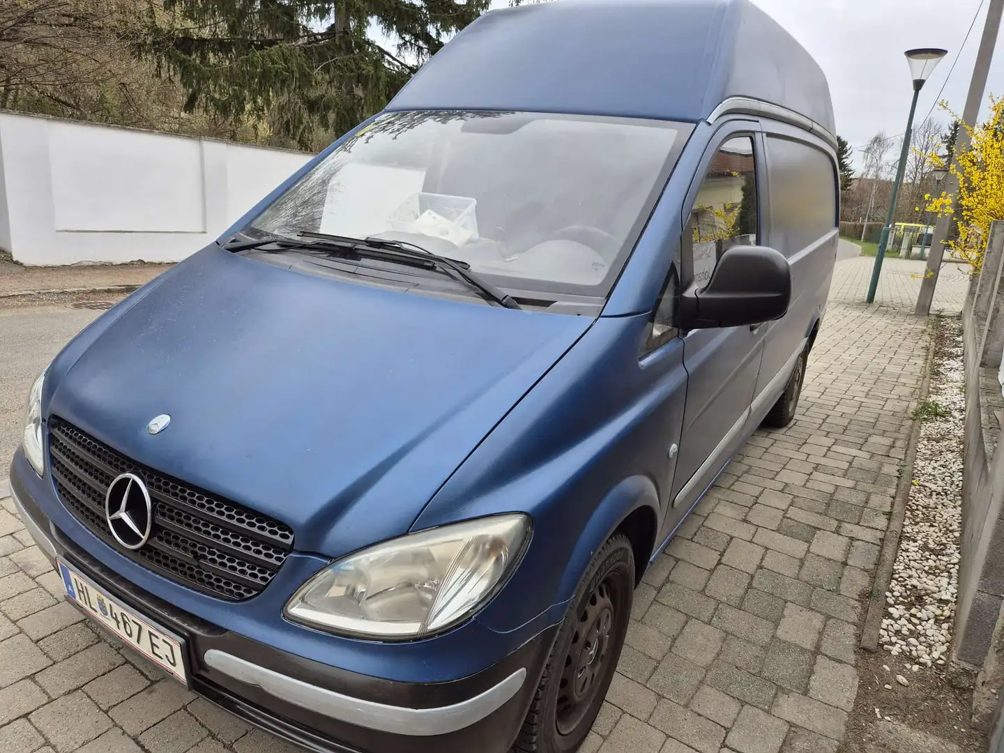 Mercedes-Benz Vito Vito 111 CDI lang Blau - 2