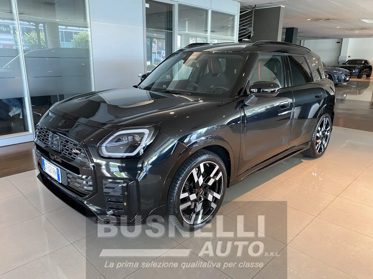 MINI Countryman C 1.5 48V MHEV 170CV JCW, PACCHETTO XL Nero - 1