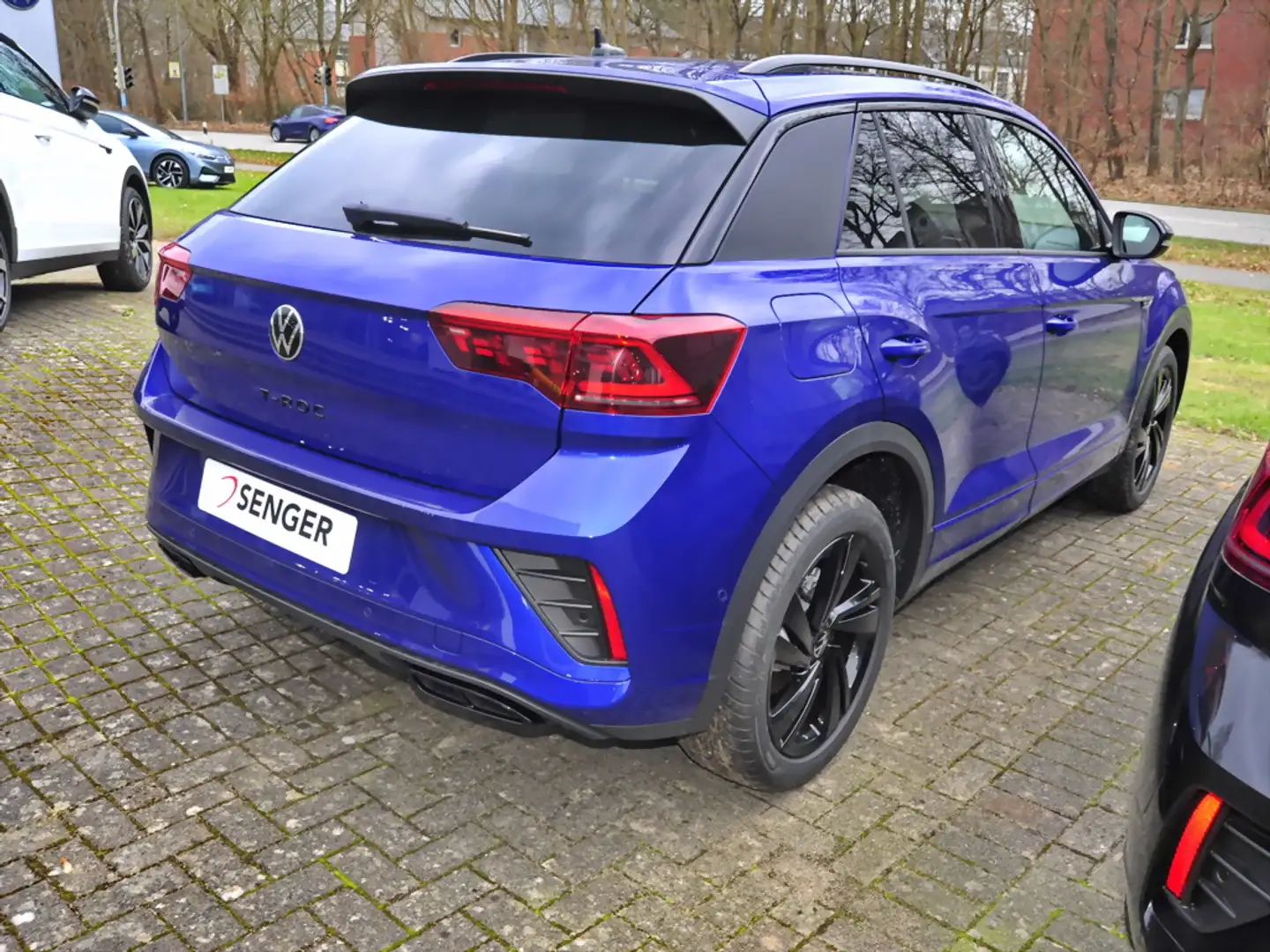 Volkswagen T-Roc R-Line 1.5 TSI Business-Paket Matrix Navi Blau - 2