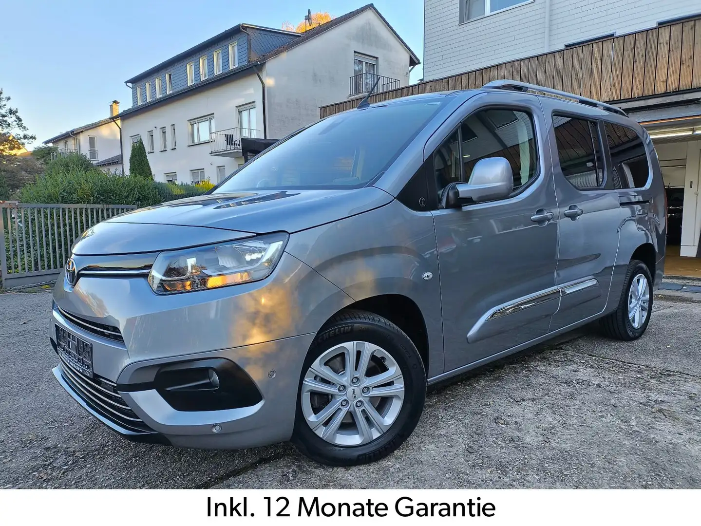 Toyota Proace City Verso L2 Team DE Automatik*7 Sitze Silber - 1