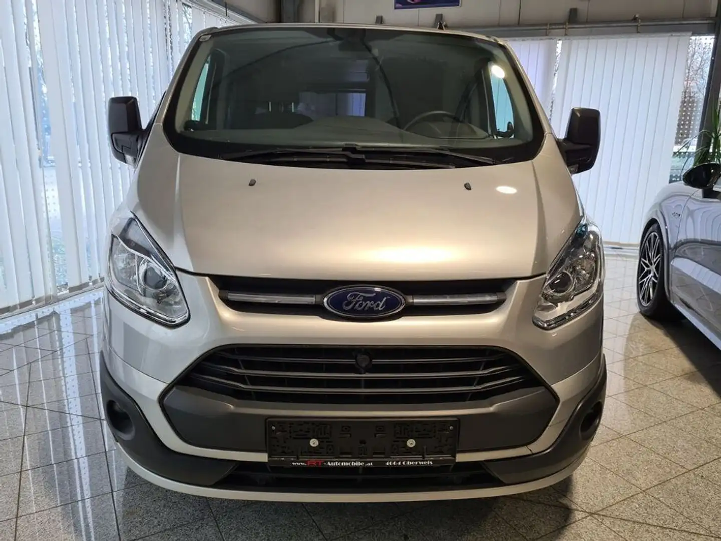Ford Transit Custom L1 ''Campingausbau'' Silber - 2