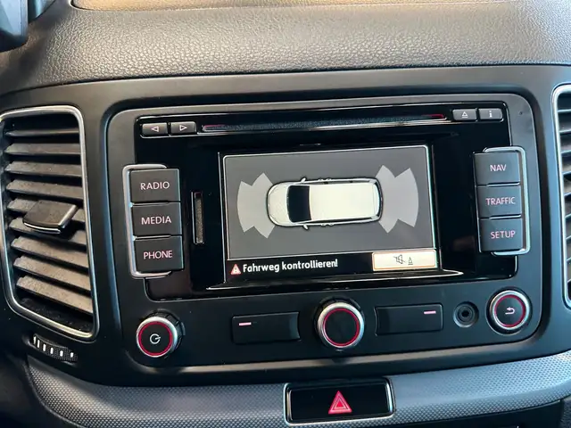 Volkswagen Sharan view 15