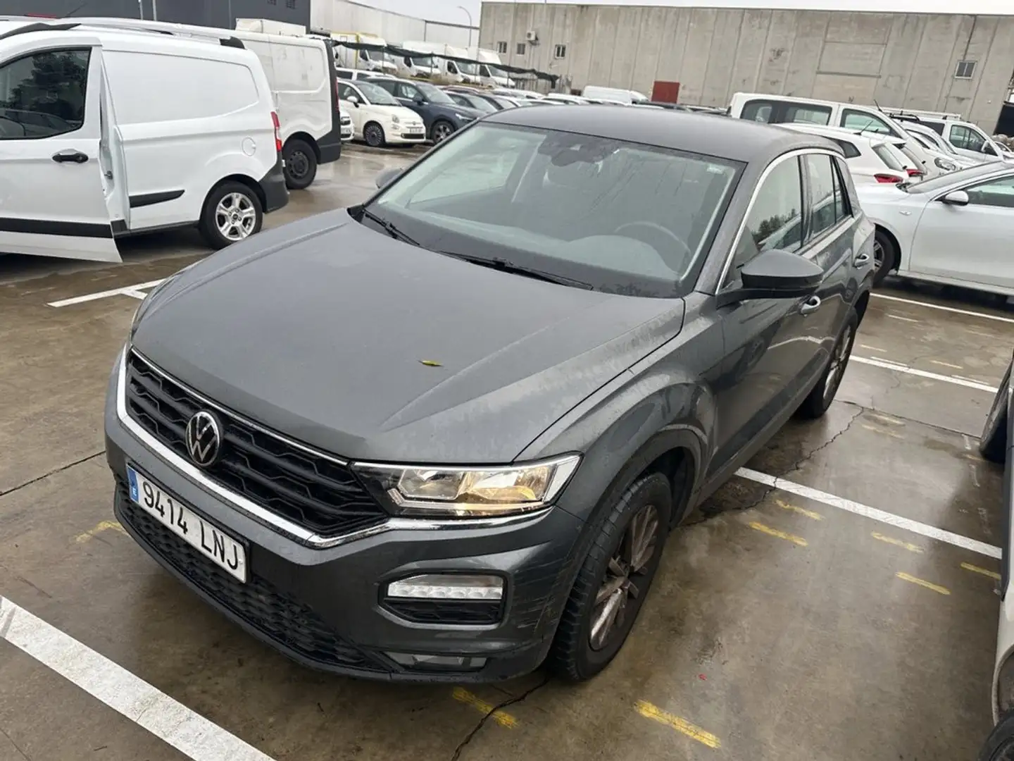 Volkswagen T-Roc 2.0TDI Edition 85kW Gris - 1