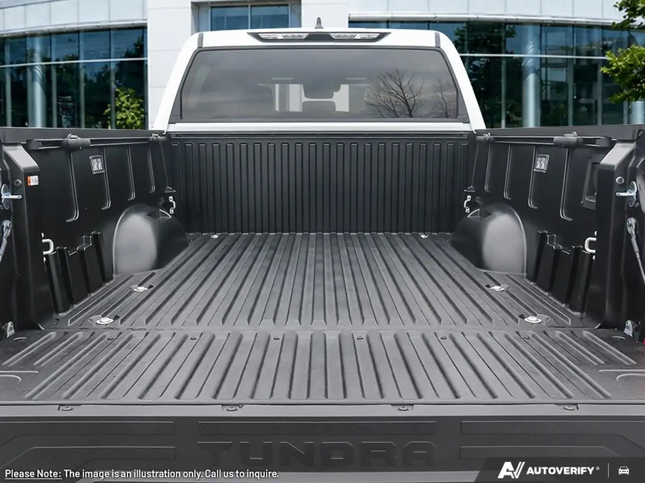 Toyota Tundra снимка Toyota Tundra