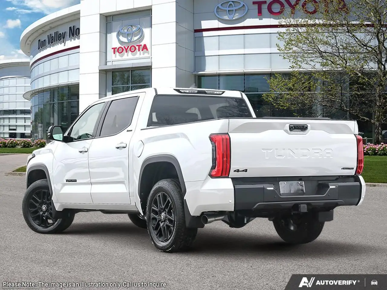 Toyota Tundra снимка Toyota Tundra