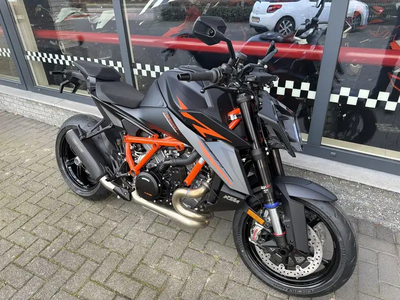 KTM 1390 Super Duke R EVO - foto 2