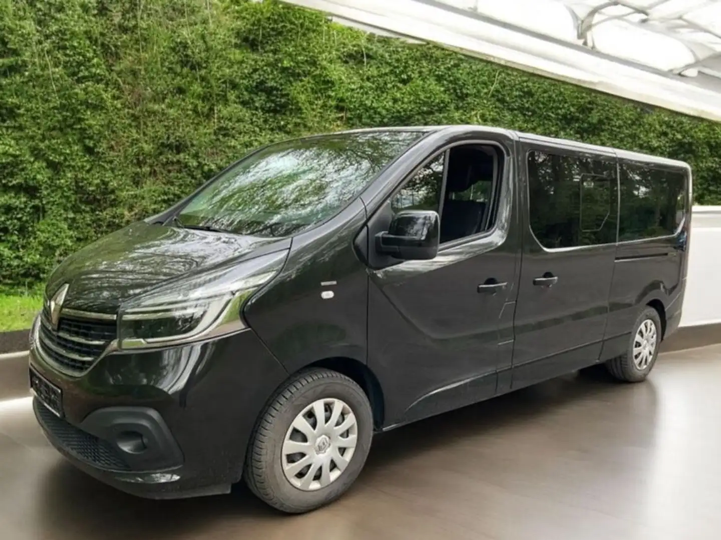 Renault Trafic Grand SpaceClass dCi 170 EDC (AHK/8xRÄDER Schwarz - 2