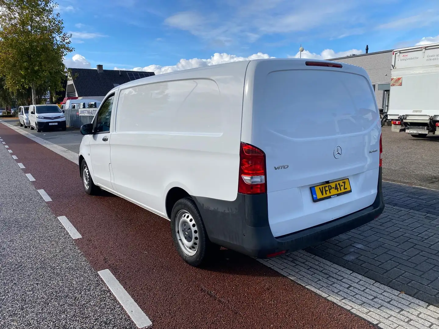 Mercedes-Benz Vito 110 CDI Extra Lang AIRCO KLIMA EURO6 KASTEN Weiß - 2