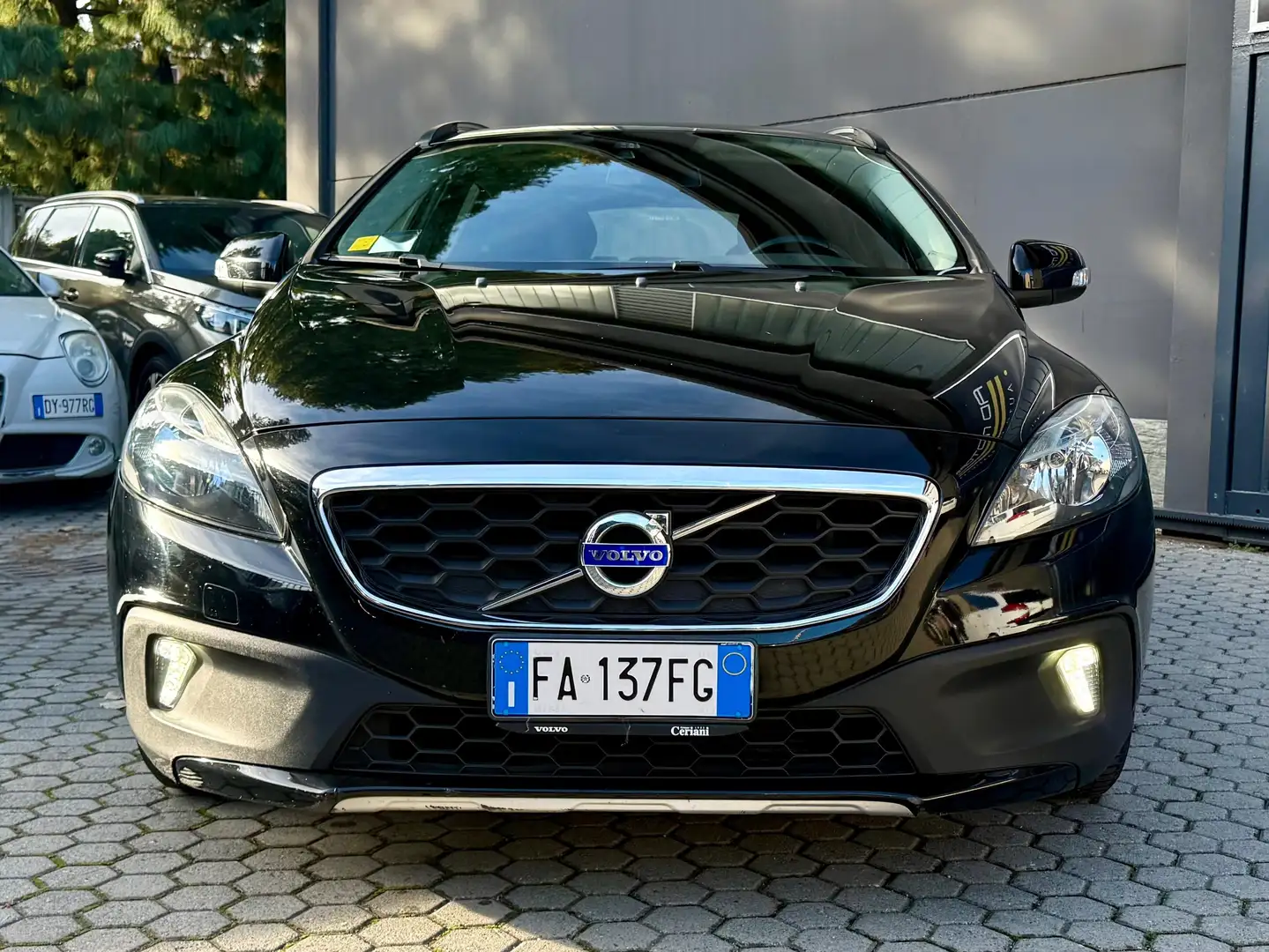 Volvo V40 Cross Country VOLVO V40 Cross Country 1.6 d2 business Nero - 1