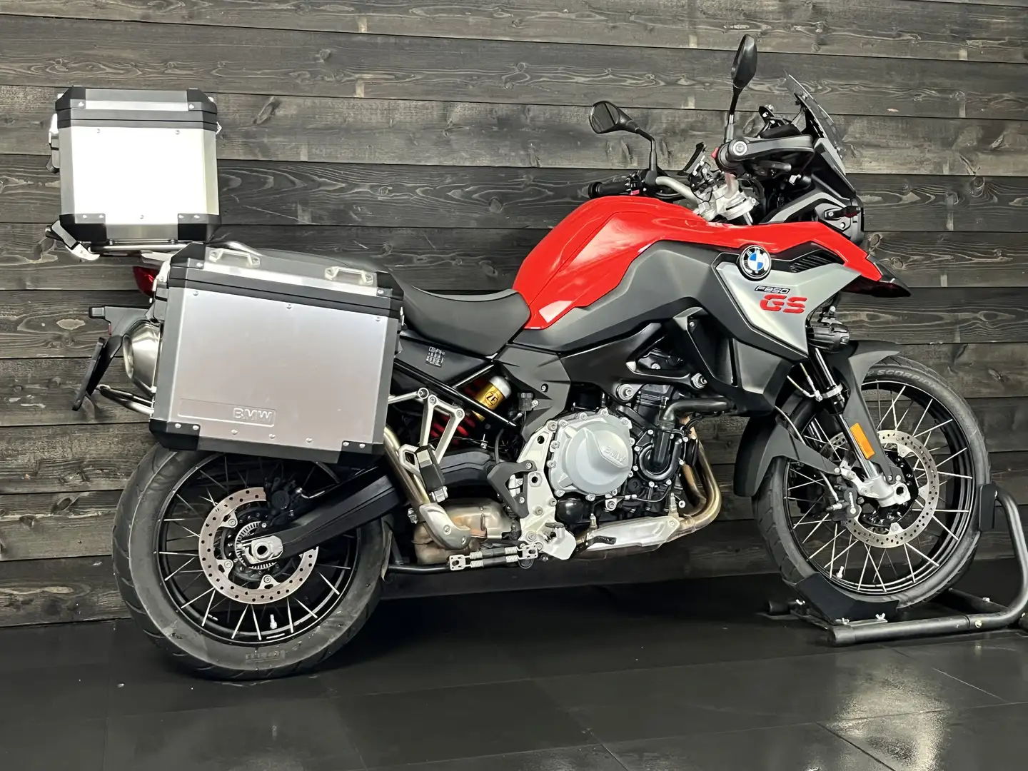 BMW F 850 GS Rood - 2