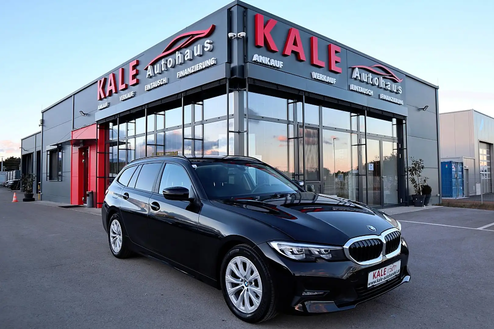 BMW 318 d 48 V Touring Aut.*1.Besitz*LEDER*LED* Schwarz - 1