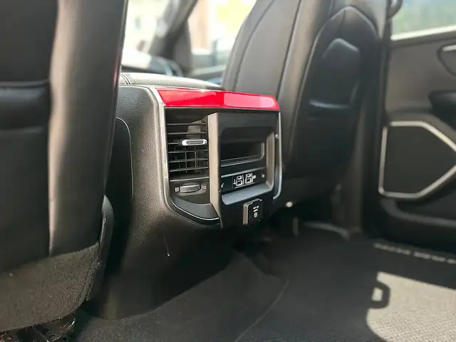 Ram 1500 view 15