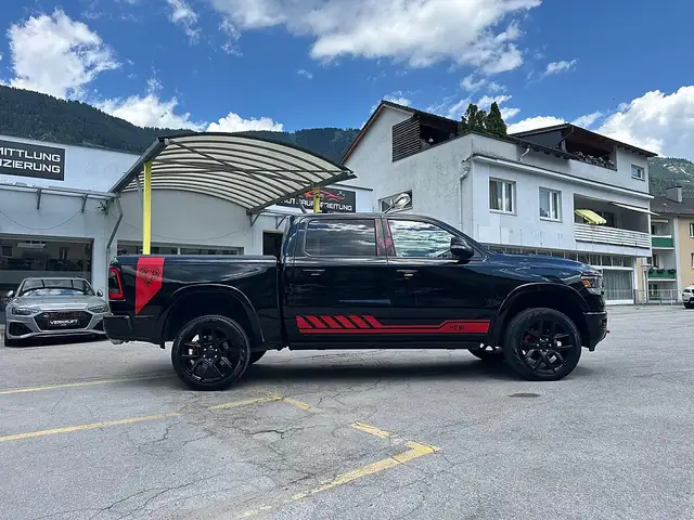 Ram 1500 view 8
