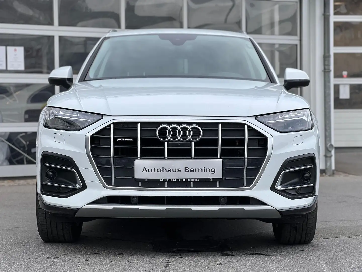 Audi Q5 40TDI QUATTRO MATRIX STANDHEIZ 360 WINTERREIF Weiß - 2