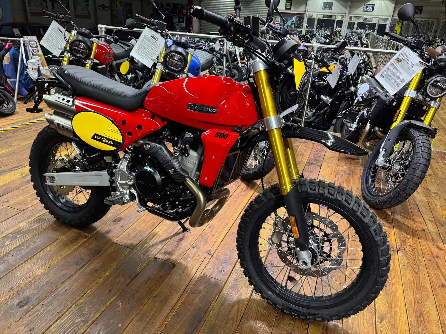 Fantic Caballero 500 RALLY SONDERMODELL "SIX DAYS" Rouge - 2