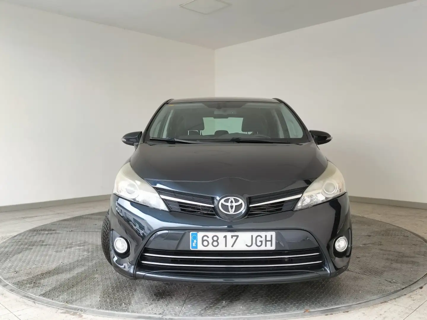 Toyota Verso 115D Advance 7pl. Gris - 2
