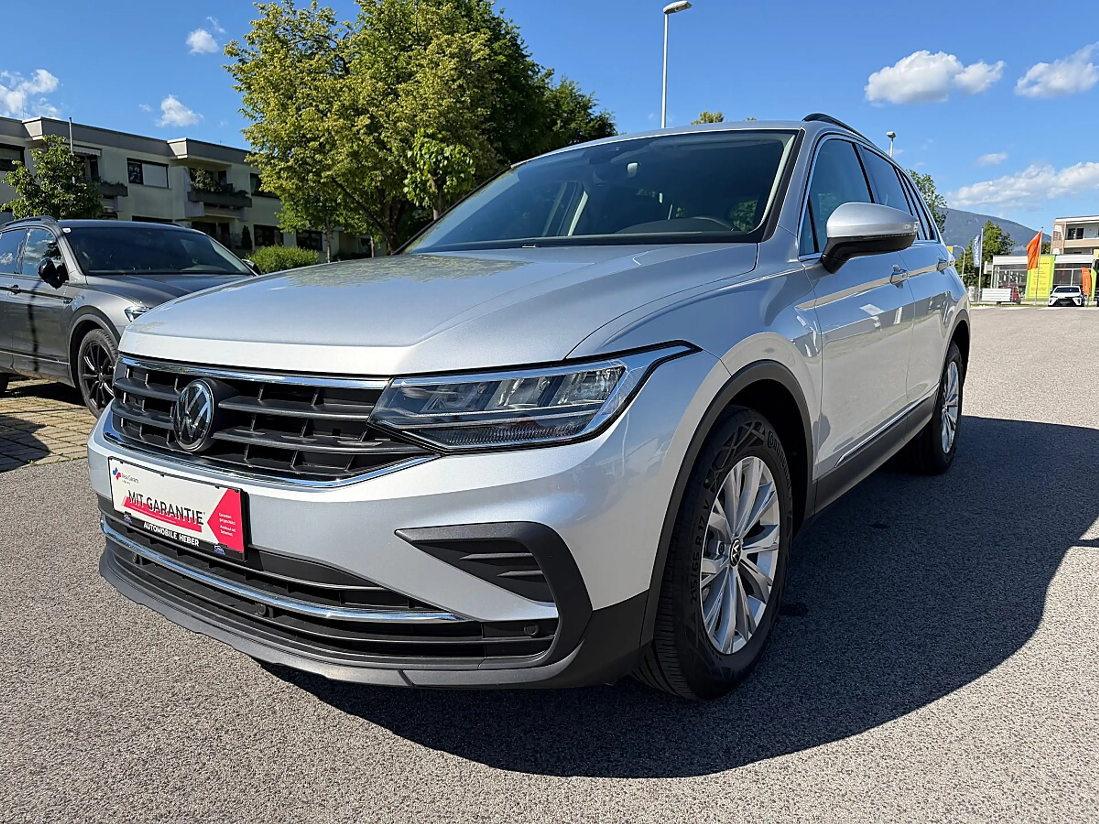 Volkswagen Tiguan 1,5 TSI ACT Life DSG LED AHV ACC Sitz- und Lenk...