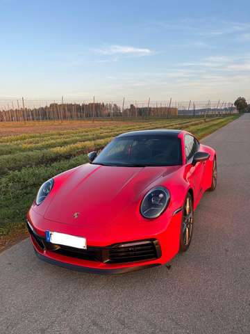 Imagine Porsche 992 911 Carrera T