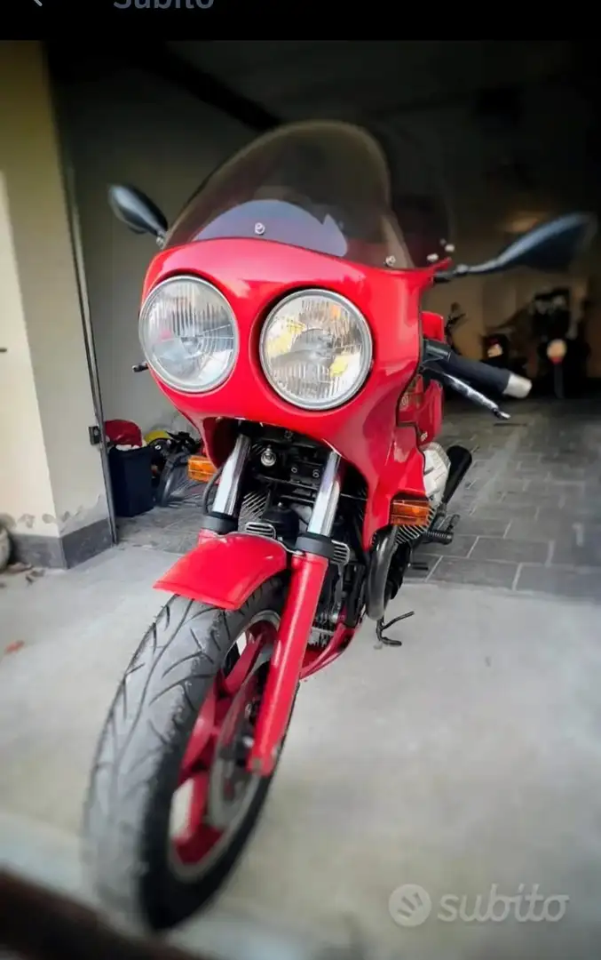 Moto Guzzi 1000 Le Mans Rood - 1