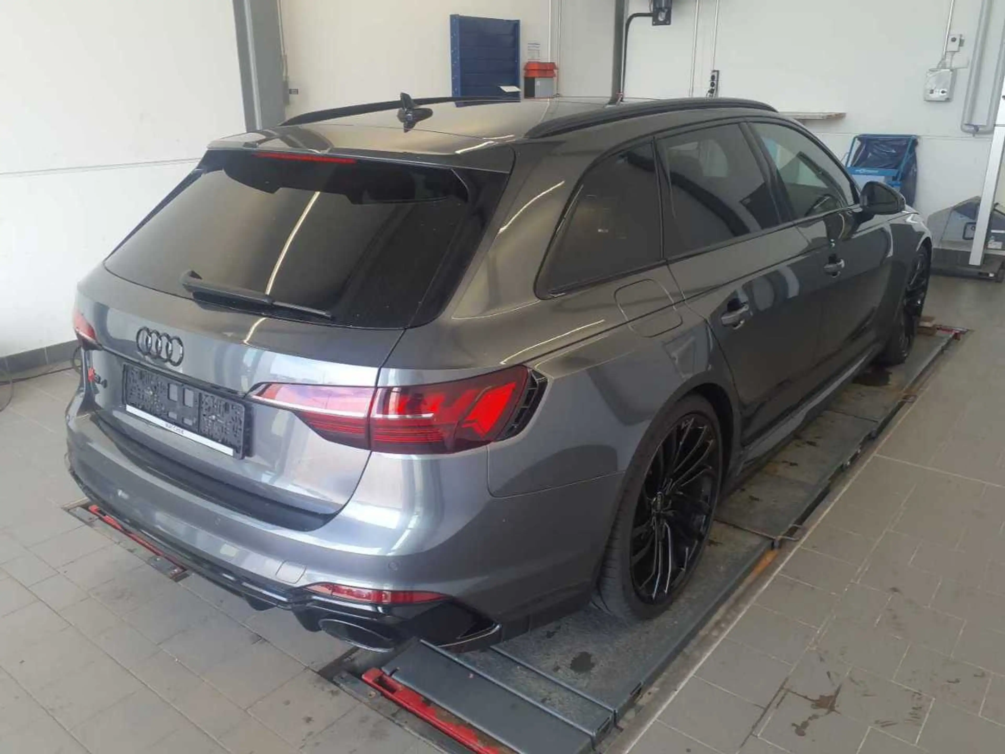 Audi RS4 Avant Pano Black B&O RS-AGA HUD V-Max VCplus B&O — photo 6