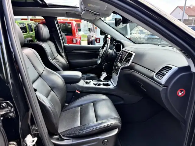Jeep Grand Cherokee view 10