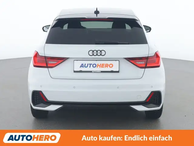 Audi A1 view 5