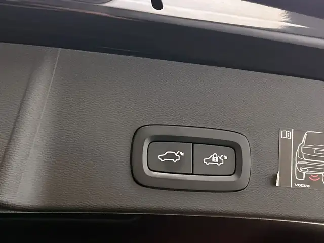 Volvo XC40 view 30