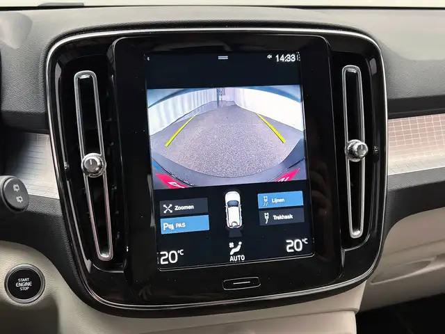 Volvo XC40 view 26