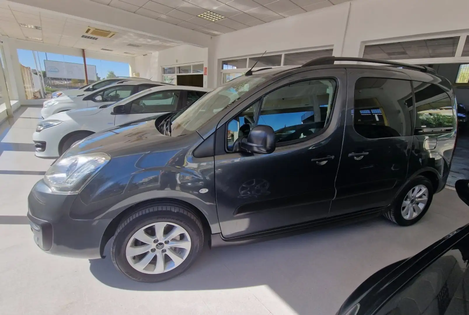 Citroen Berlingo Multispace 1.6 VTi Live Edition 100 Gris - 2