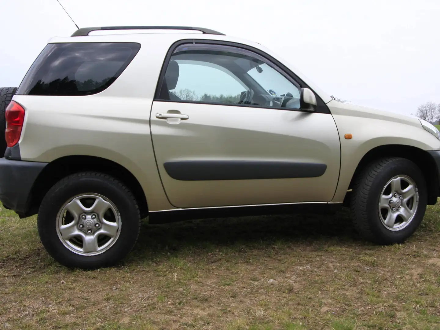 Toyota RAV 4 RAV4 1,8 VVT-i 2WD Bronze - 2