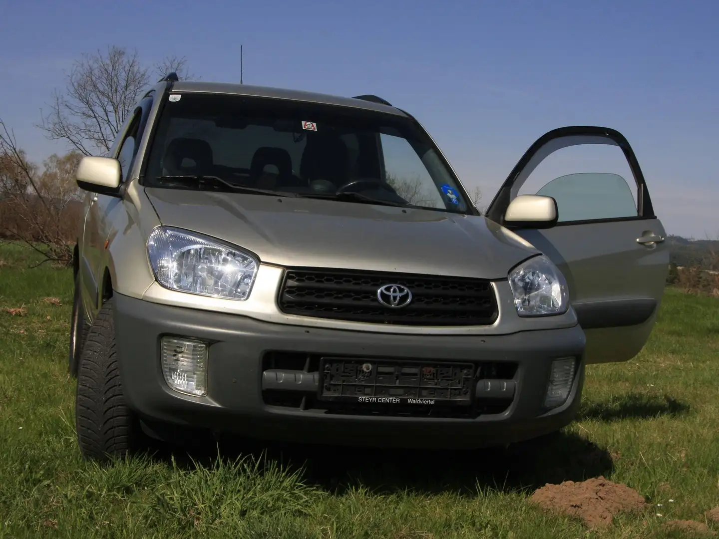 Toyota RAV 4 RAV4 1,8 VVT-i 2WD Bronze - 1
