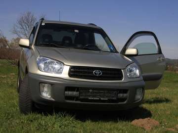 RAV4 1,8 VVT-i 2WD