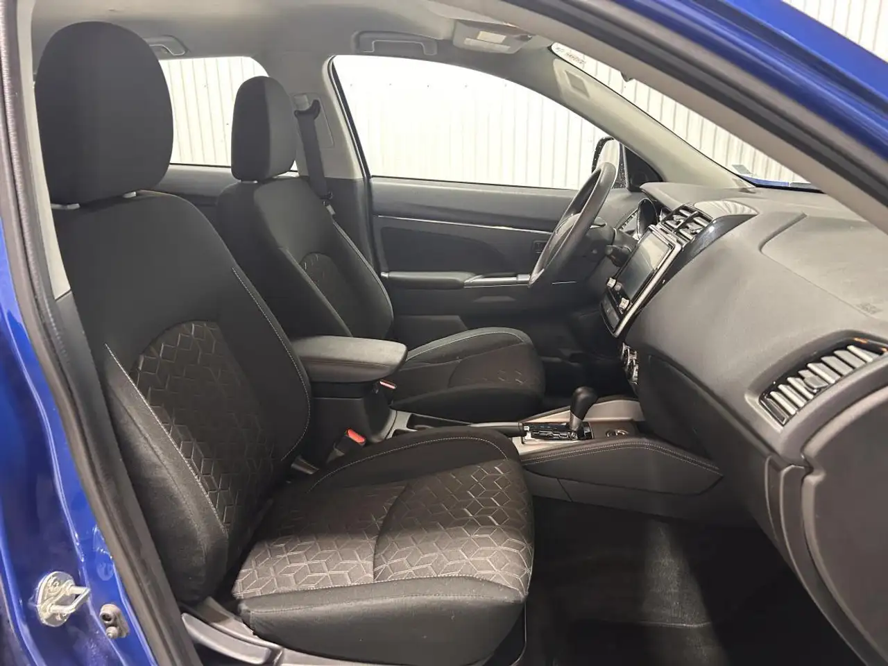 Mitsubishi RVR снимка Mitsubishi RVR