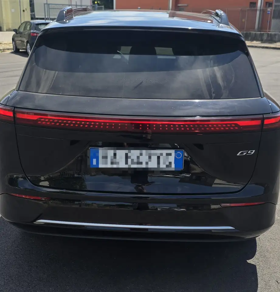 Xpeng G9 2025