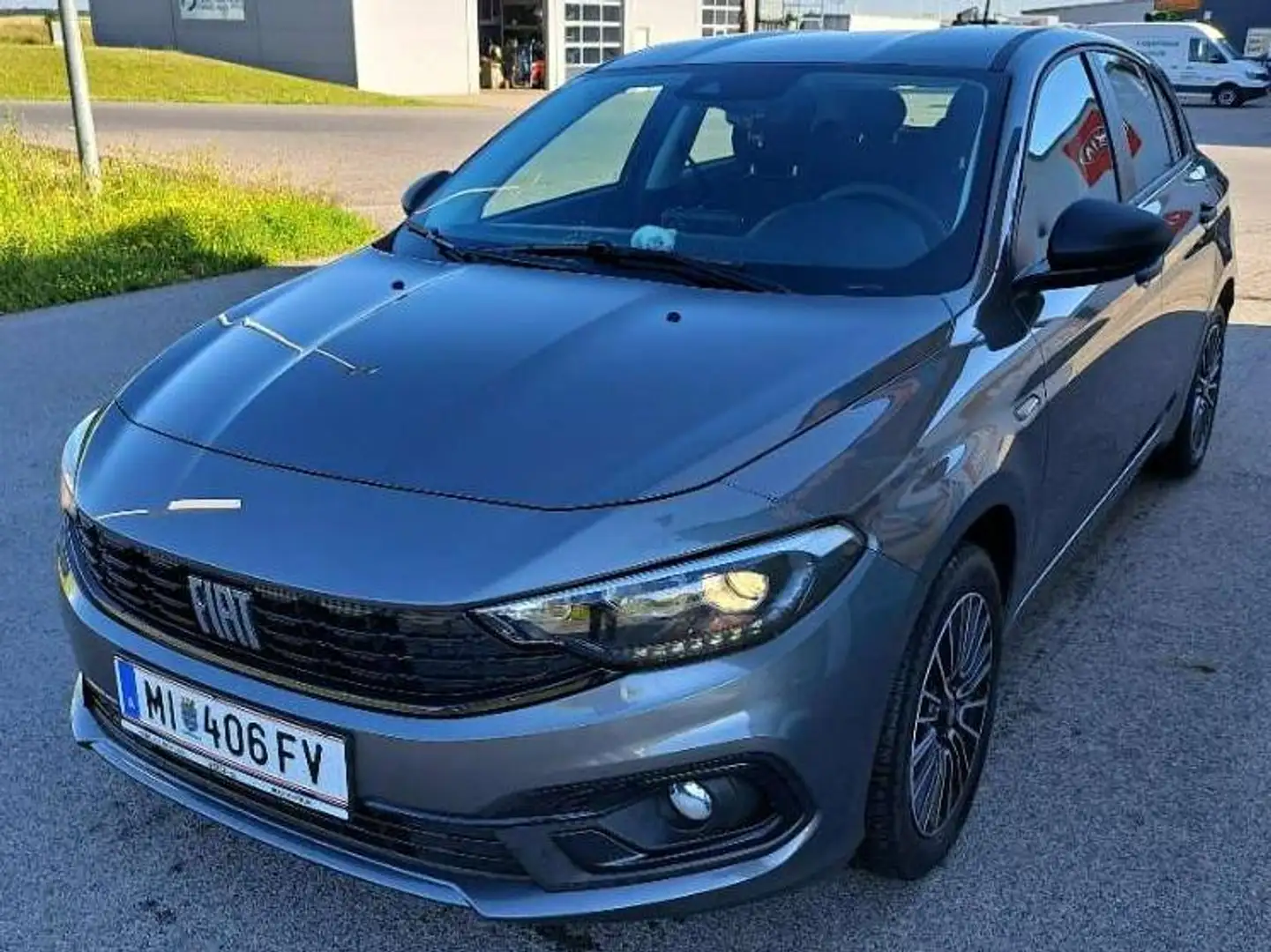 Fiat Tipo Tipo Cross FireFly Turbo 100 Cross Cross Grau - 1