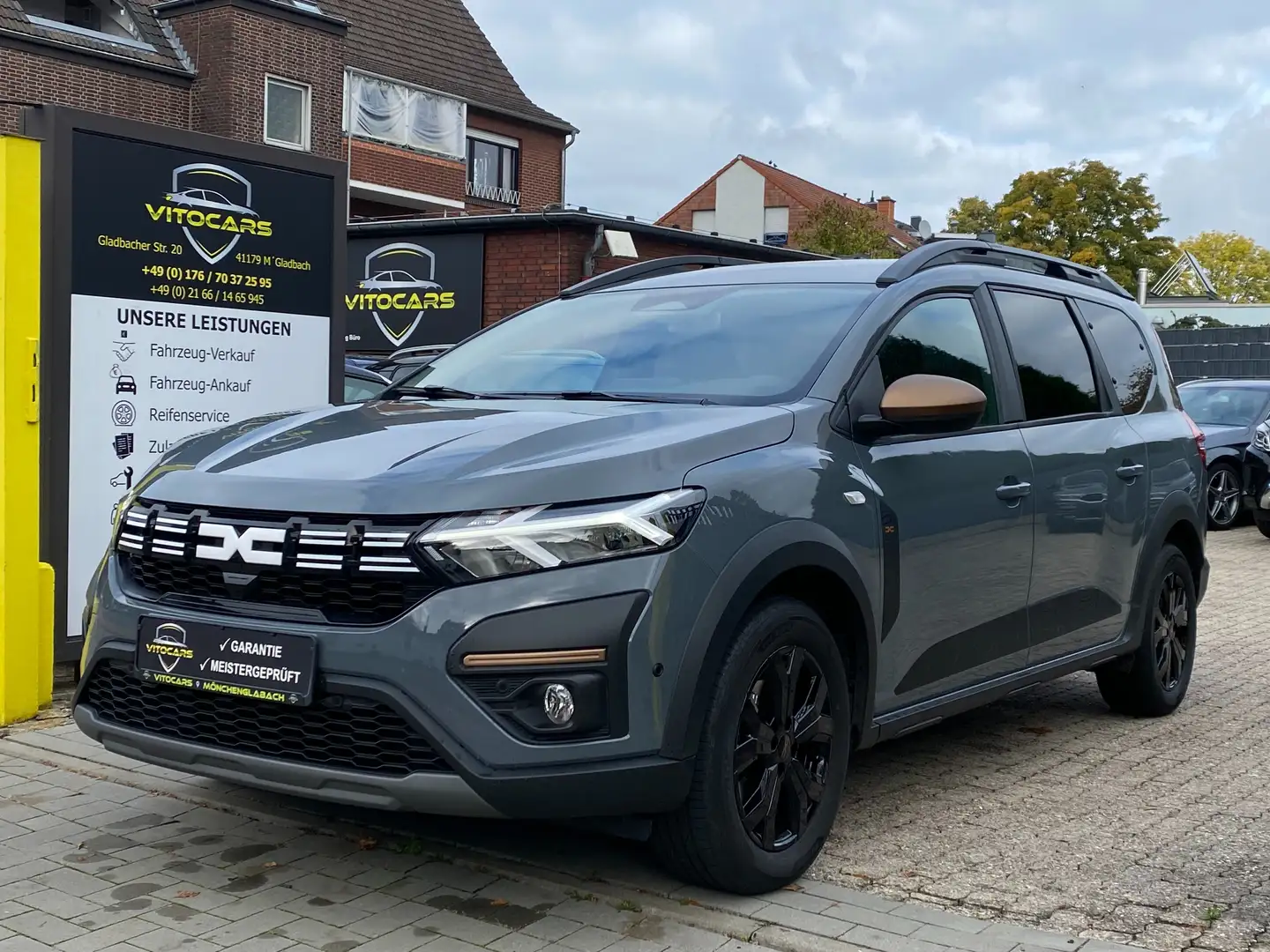 Dacia Jogger Extreme+ | ab 4,99% | Garantie | Kamera | Grau - 1